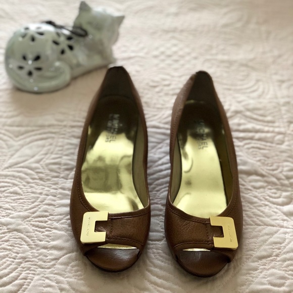 Michael Kors Flats - Picture 2 of 6